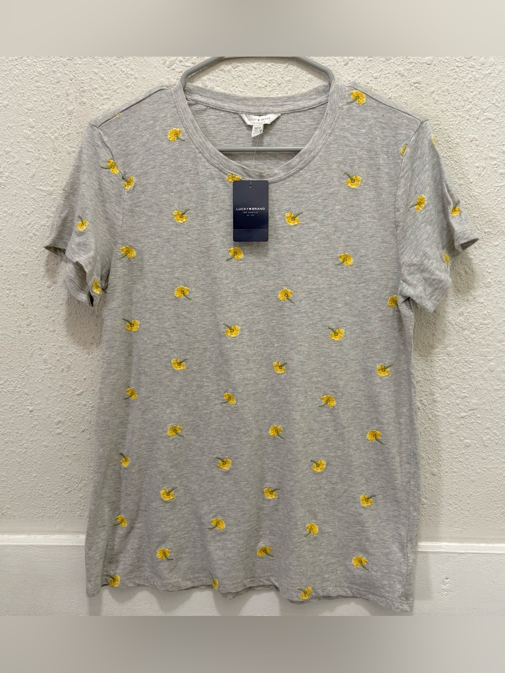 Lucky Brand Embroidered Yellow Floral Grey Tee NWT M